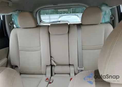 2014 Nissan Rogue S z USA, uszkodzony, nr VIN 5N1AT2MT7EC867294